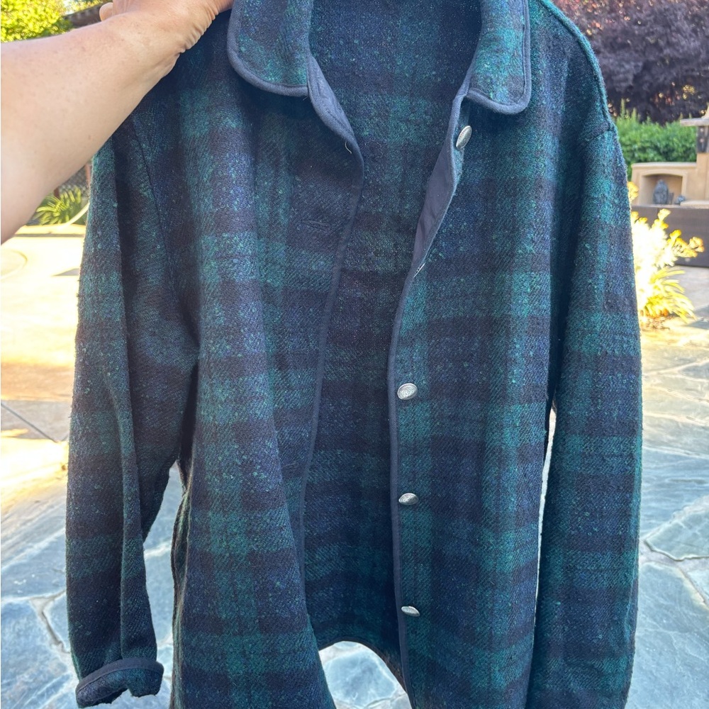 Woolrich Women's Black and Green Plaid Shirt Jacket